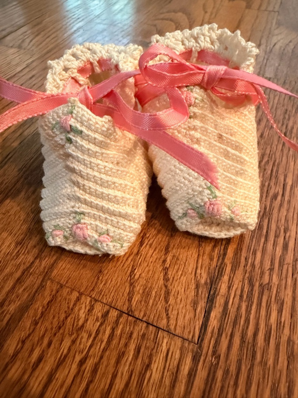 Handmade Cream Baby Booties with Pink Ribbon - Picture 2 of 6
